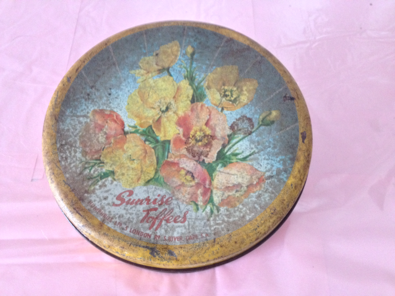 Antique Sunrise Toffee&#39;s Tin (Very Old) - (Ref. G103) - (For Sale) - Price R40