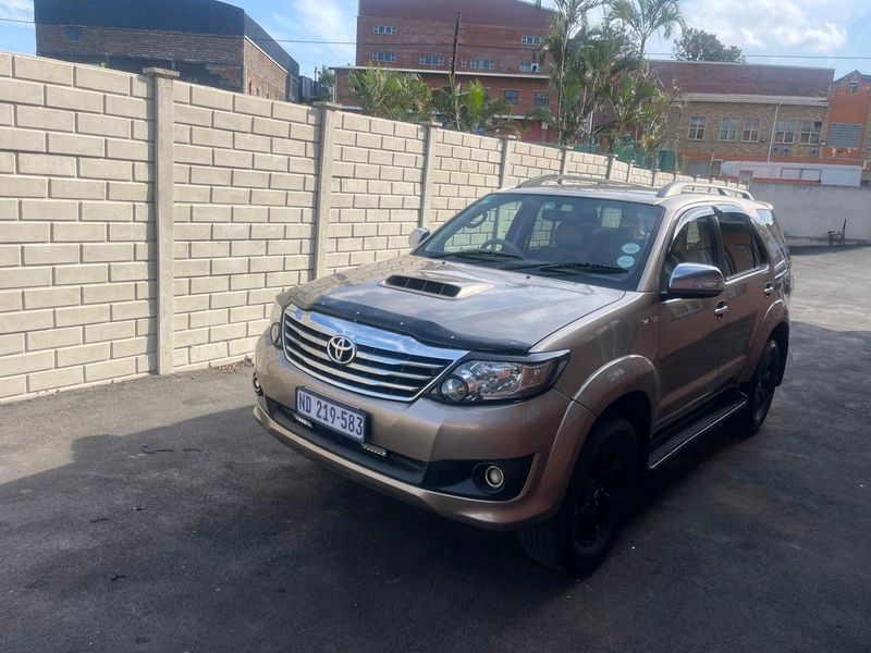 Fortuner 4x4, 3 litre 2008 modified to 2014