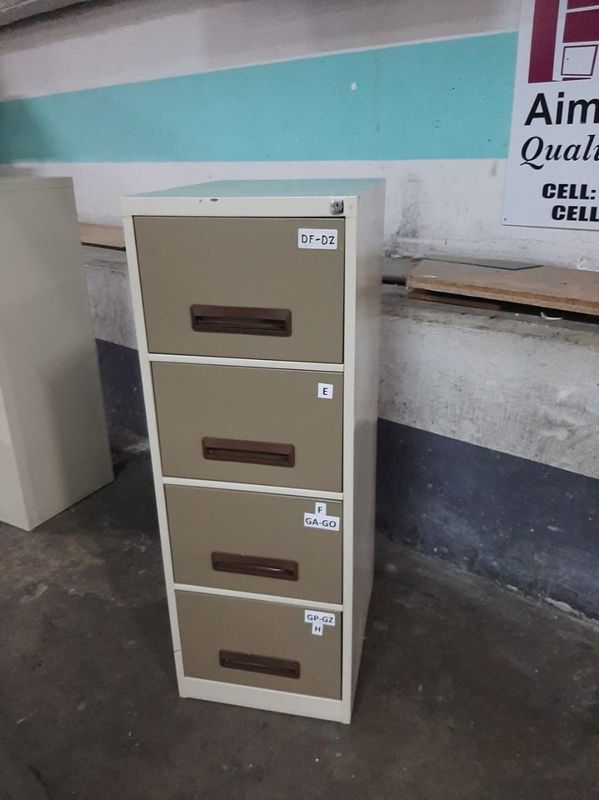 Steel filing cabinets with keys  excellent condition