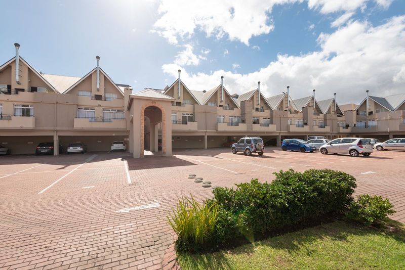 Two Bedroom Apartment to Let - Strand