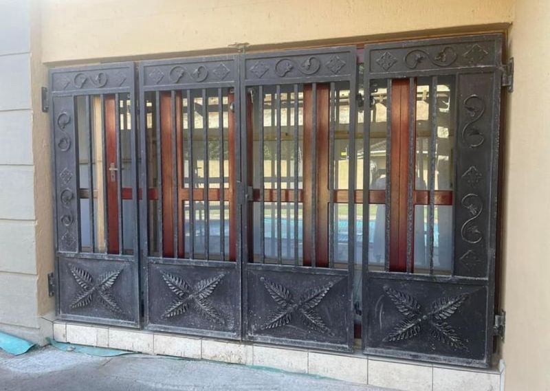 FOR SALE : WROUGHT IRON SECURITY GATE