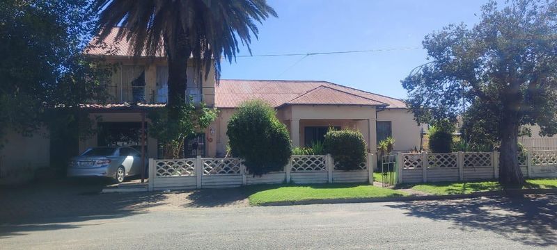3 Bedroom House For Sale In Randfontein