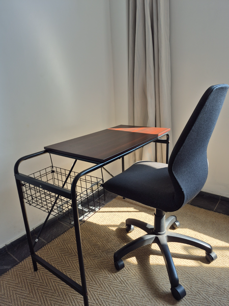 Gumtree study desk and chair hotsell