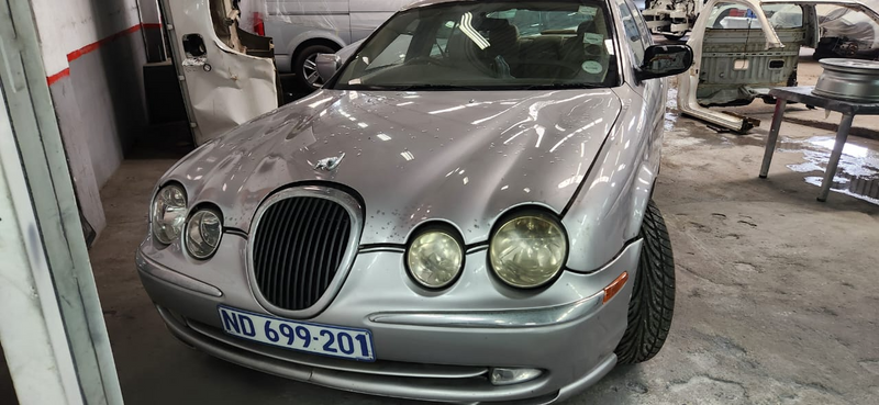 2000 Jaguar S-type Sedan