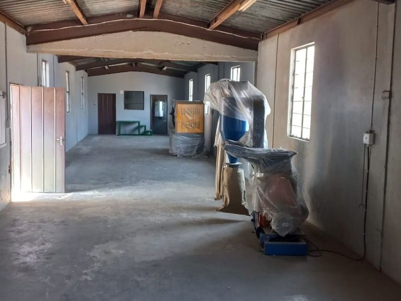 127mÂ² Commercial To Let in Witpoort Estates at R45.00 per mÂ²
