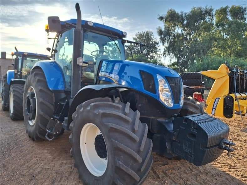 New Holland T7060 DT