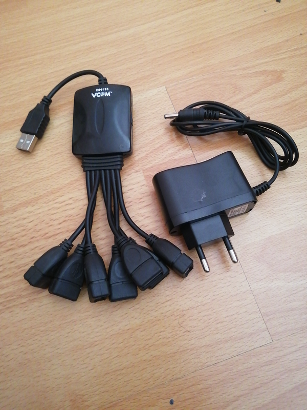 Usb hub 7 in 1 with power adapter
