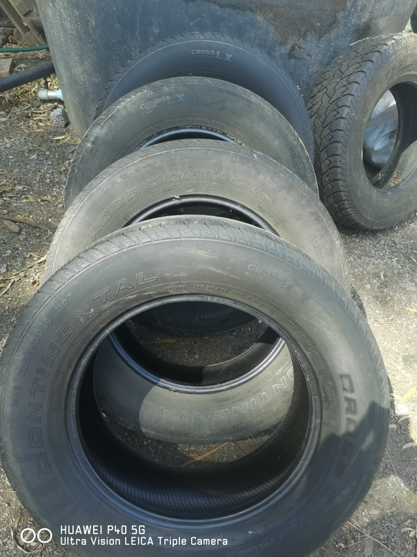 Tyres for bakkie