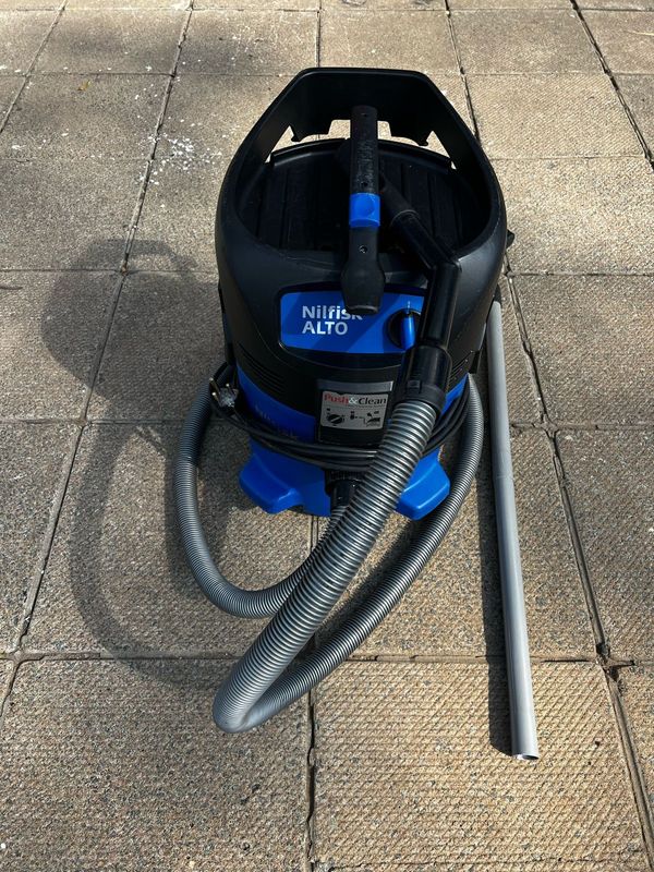 Nilfisk Alto ATTIX 30 Industrial Vaccum