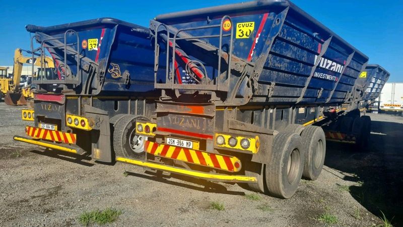 2019 and 2020 Leader 45 Cube Side Tipper Link Trailers