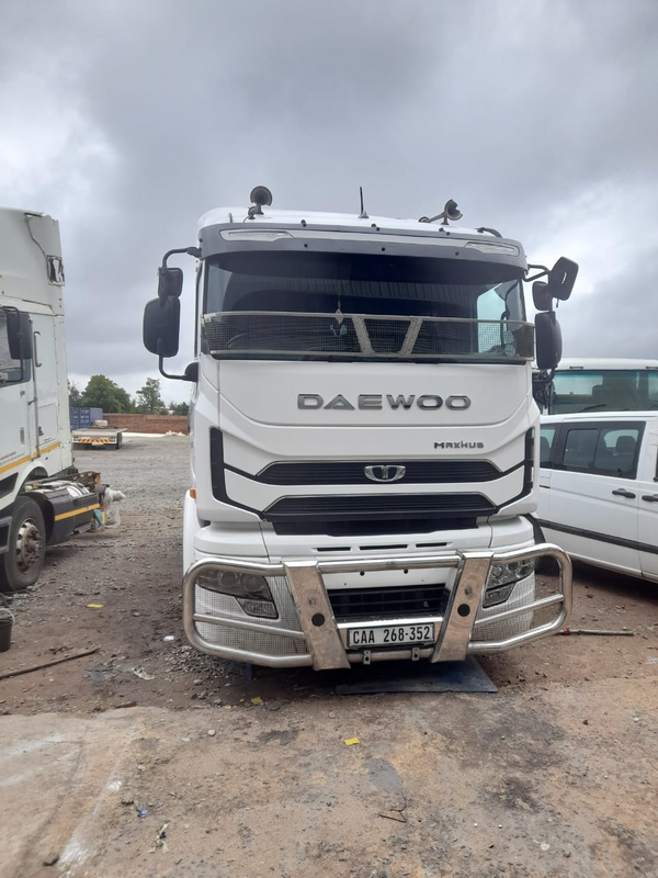 2021 Daewoo Maximus 7548Truck Tractor AutomaticGreat Runner Excellent condition.  082 924 2576
