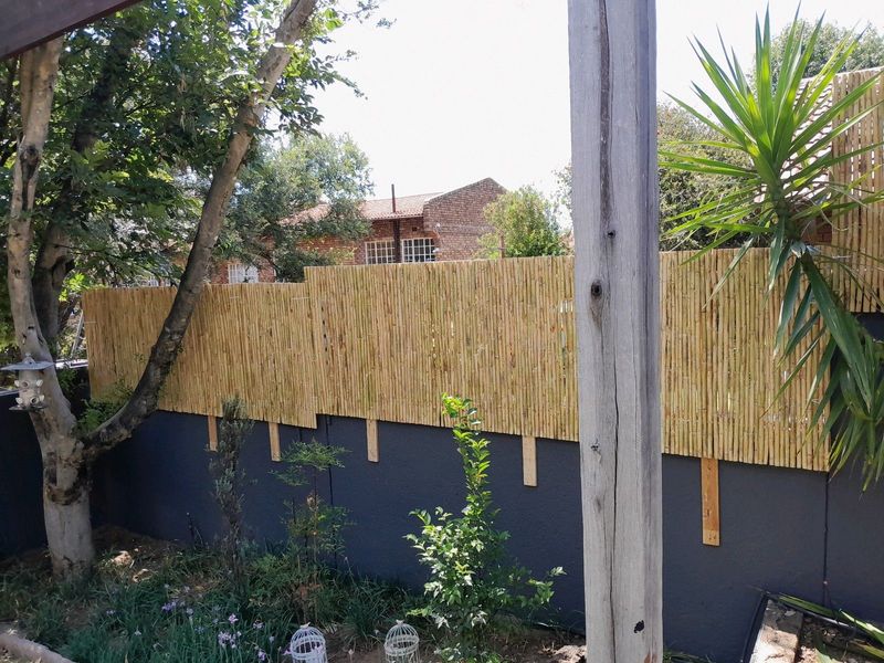 Bamboo fencing screens