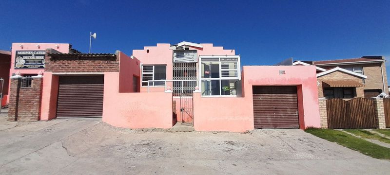 139 sq. meter Office in Bethelsdorp For Sale