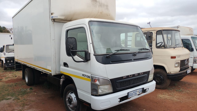 2012   FUSO FE7-136 BOX BODY TRUCK FOR SALE (T27)