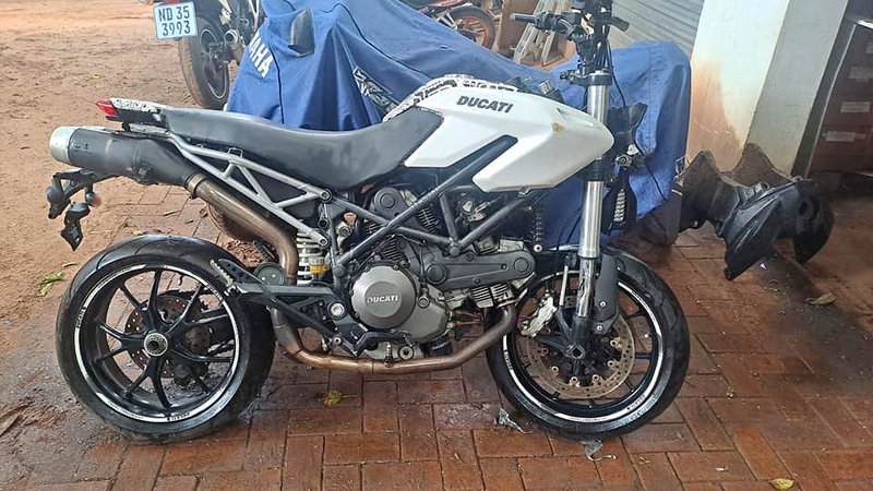 Ducati Hypermotard 796 Stripping for Spares