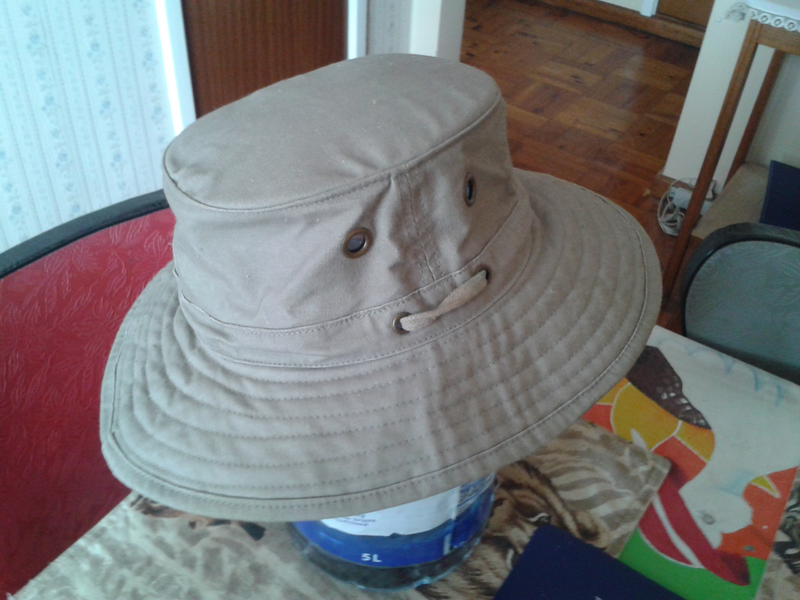 Kaki Hat