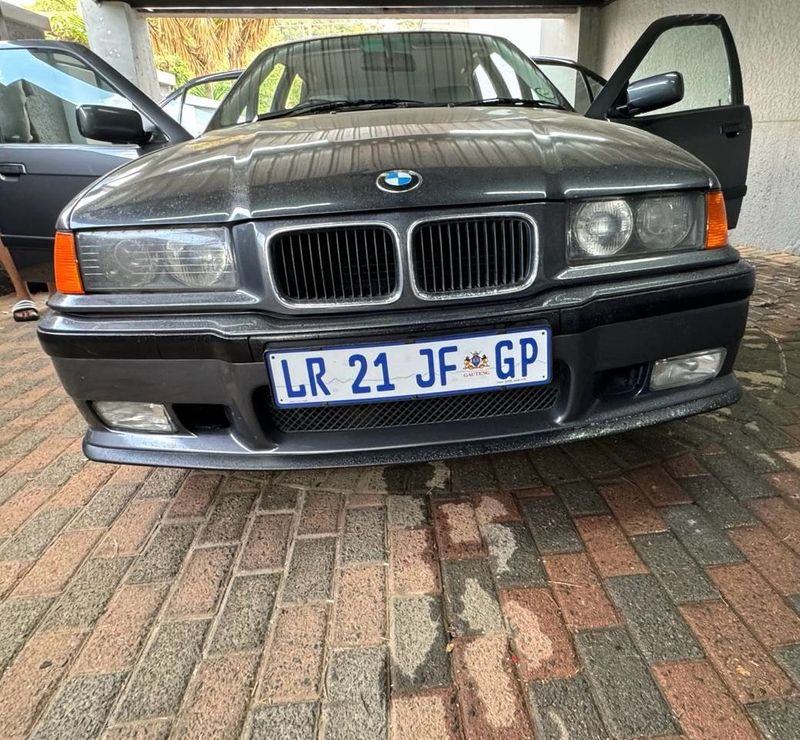 BMW E36 318is for sale