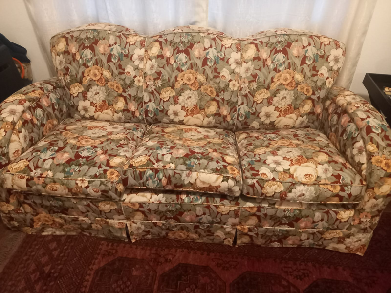 Floral Lounge Set - 3 seater and 2x armchairs