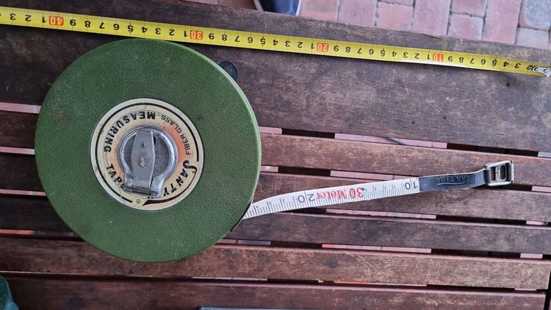 Vintage measuring tape SANTY fiber glass 30m.