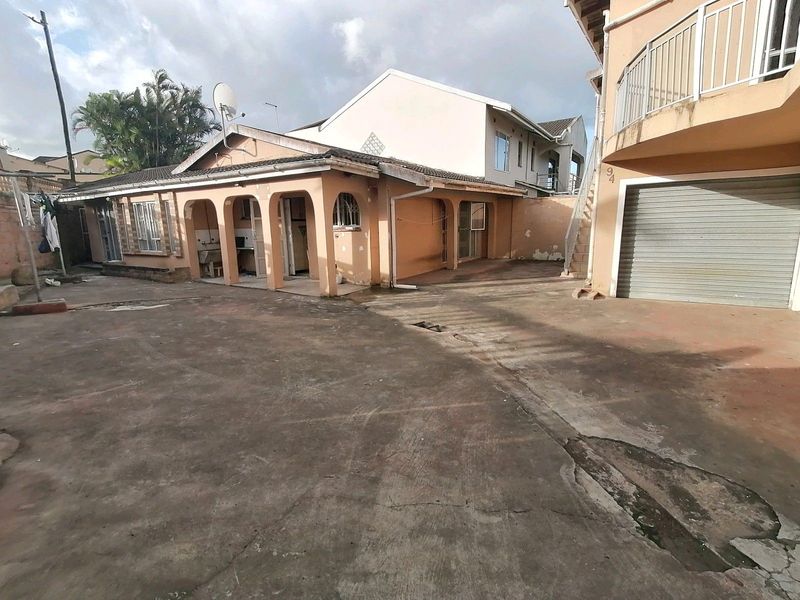 Secures 3bed &#43; double storey outbuilding