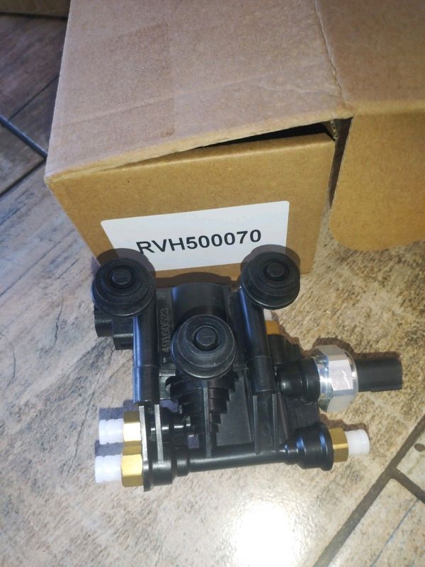 Land rover discovery 3 and 4 and range rover sport valve block