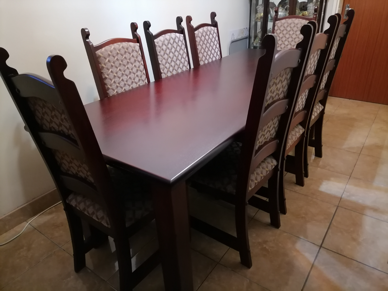 8 seater dining table and chairs