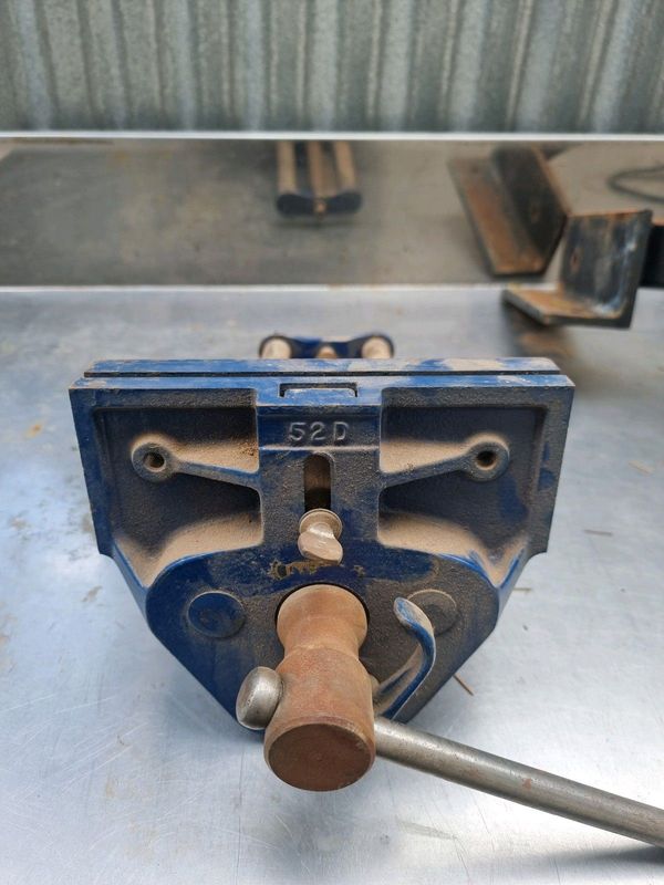 Woodwork bench vice