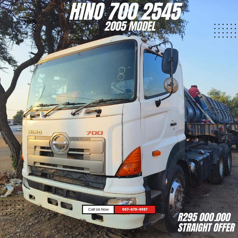 2005 - HINO 700 2845 Double Axle Truck for sale - clean and ready for