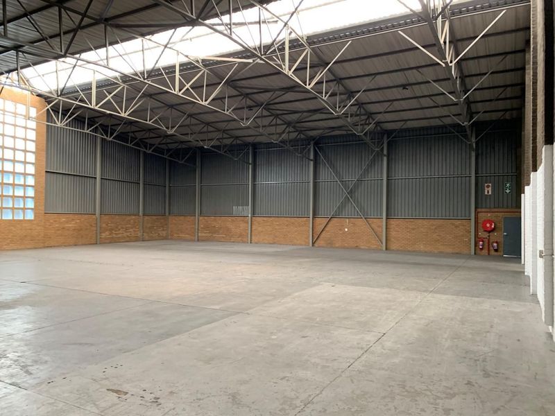 1550m² Industrial To Let in Spartan at R57.00 per m²