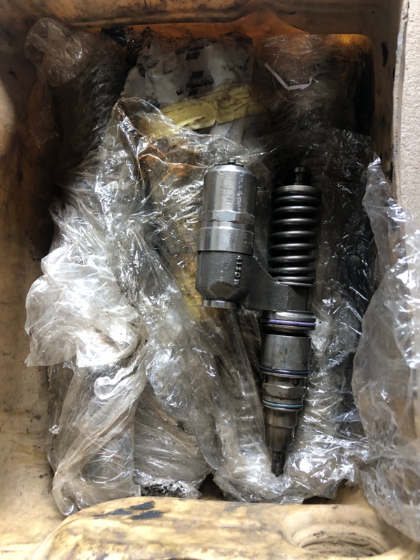Scania R500 v8 engine spares in good condition