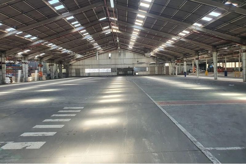 5985m2 Warehouse To Let