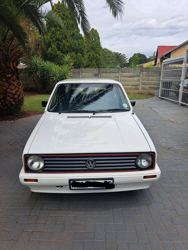 R58 000 VW CITI GOLF 1.3 chico