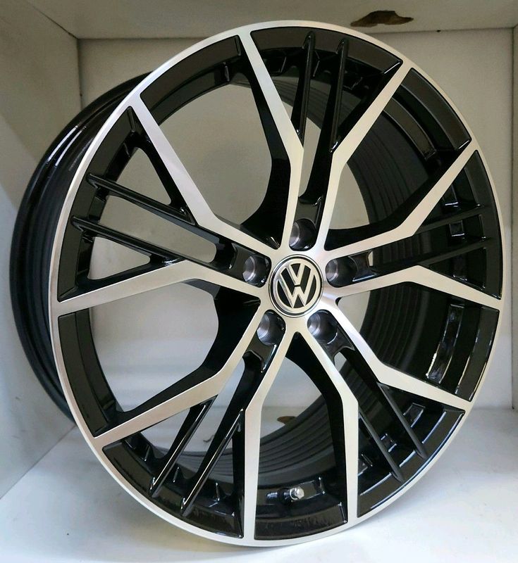 Brand new 17&#34; VW SANTIAGO GTI MAGS (POLO FITMENT)