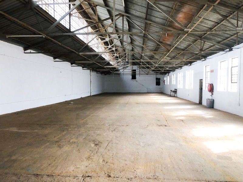 570m² Commercial To Let in Salt River at R70.00 per m²