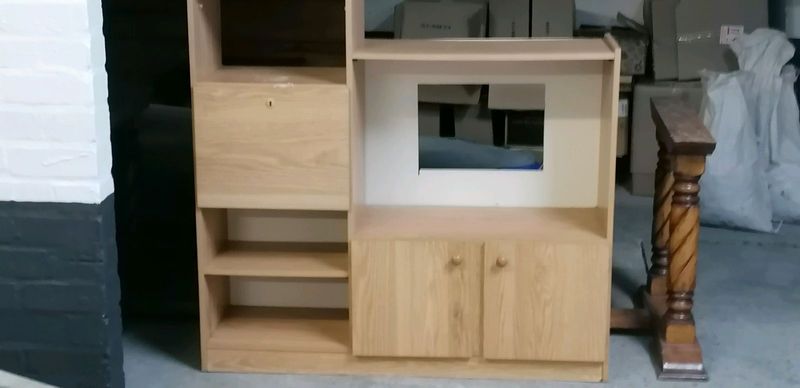 wall unit/TV cabinet