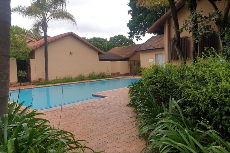 Stunning 3 Bedroom Townhouse For Sale In Sought After Leander Close Complex Centurion!!!