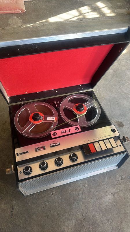 Antique playback radio