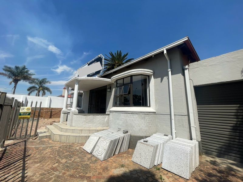 175 Leeuwpoort Street | Commercial Space to Let in Boksburg South