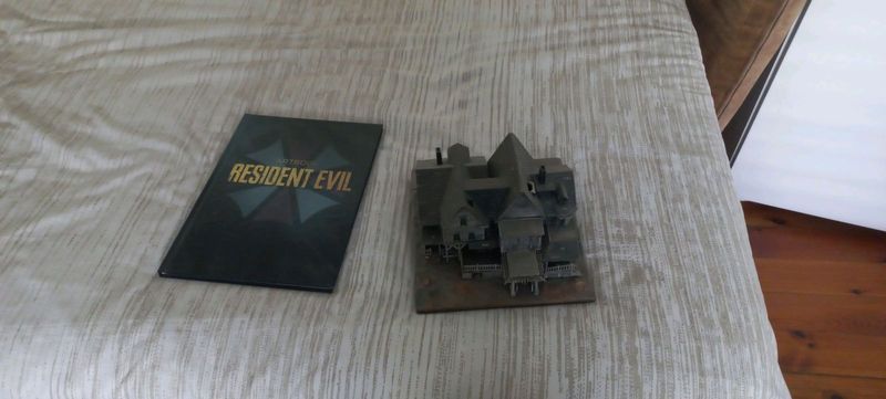 Resident evil 7 biohazard collectors edition