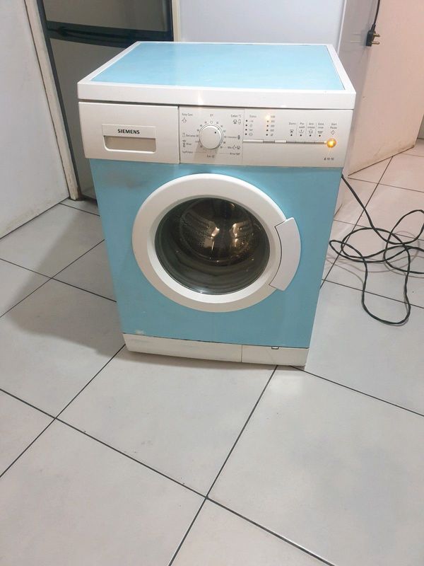 Siemens washing machine for sale.