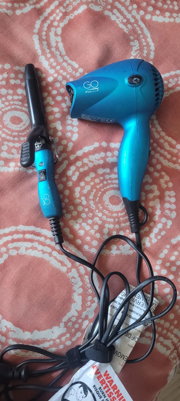 Hairdryer and curling iron (travel kit)