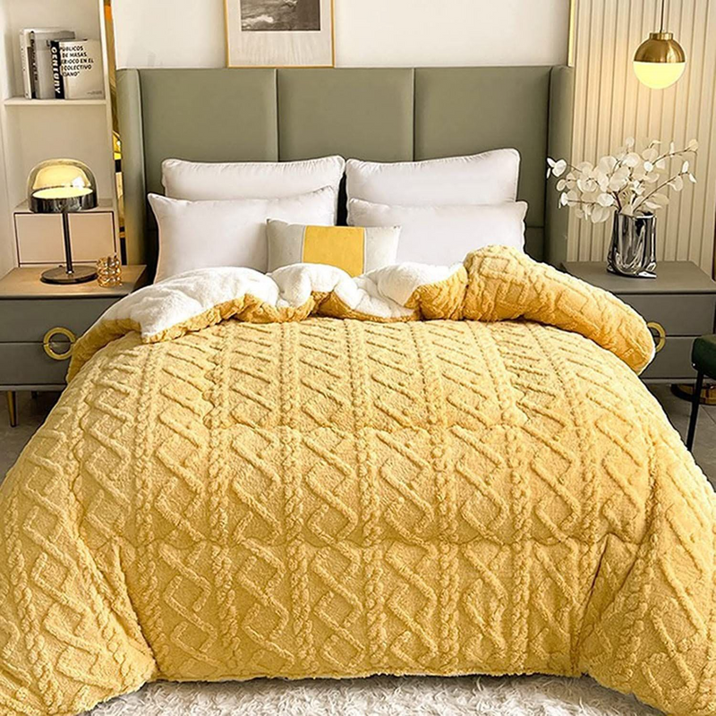 Geometric Sherpa Lined Queen Size Comforter Set