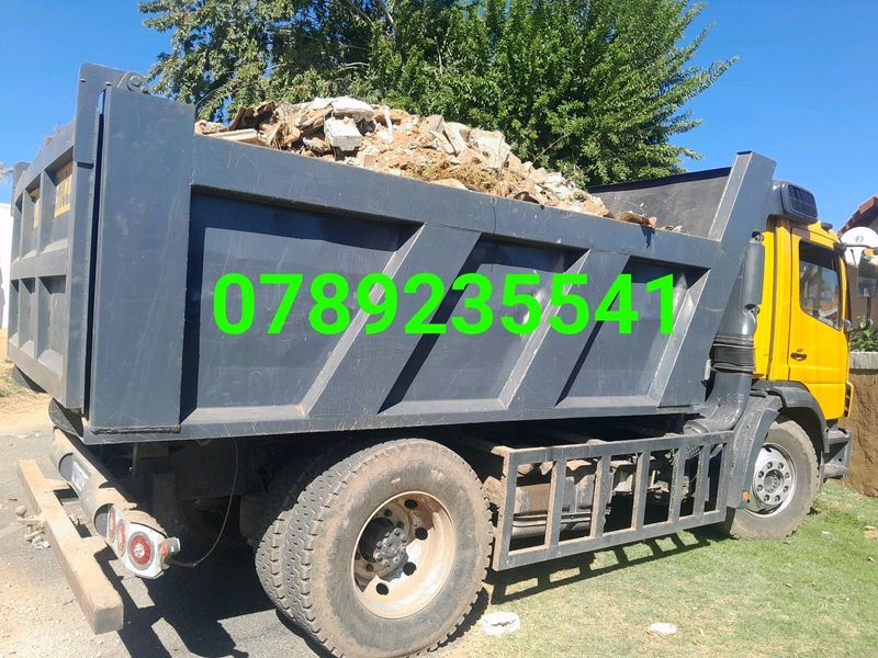 WE DO RUBBLE REMOVALS IN ALL TOWNS