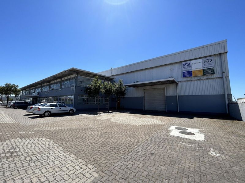 1500m2 Warehouse / Factory TO LET in Secure Park in Montague Gardens, Cape Town.