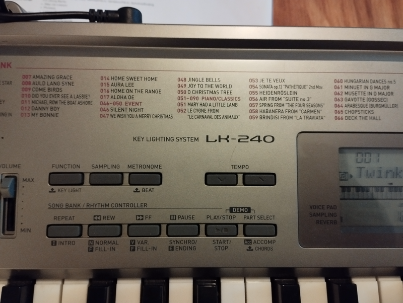 Casio LK-240 Keyboard