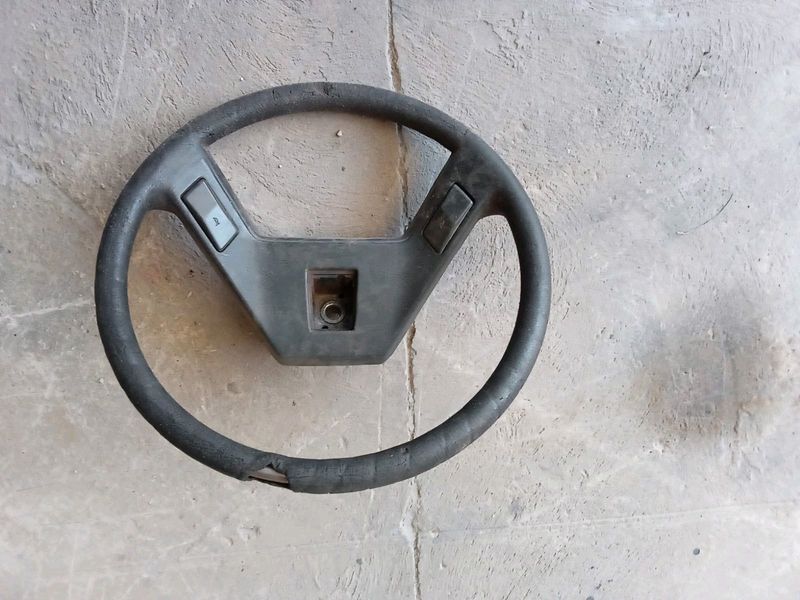 Toyota madanuza steering wheel x2
