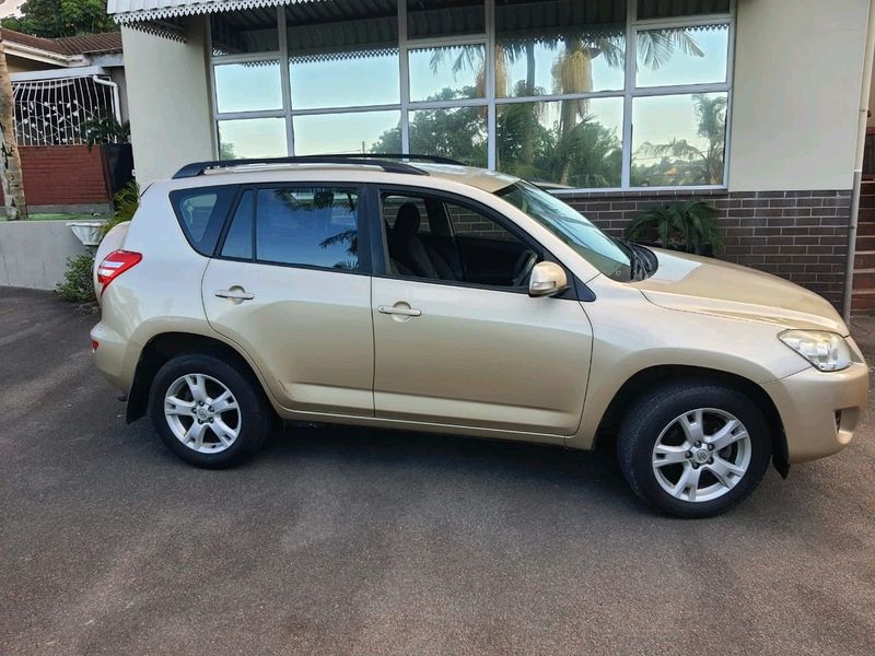 2012 TOYOTA RAV4 , 4X4 AWD