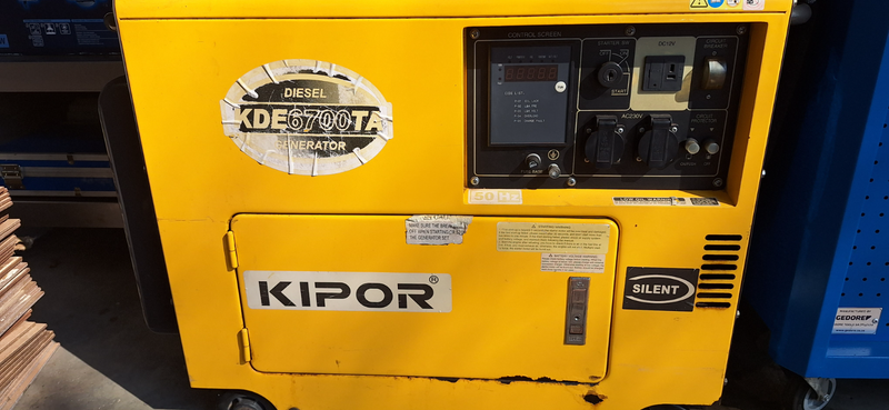 Generator KIPOR KDE6700