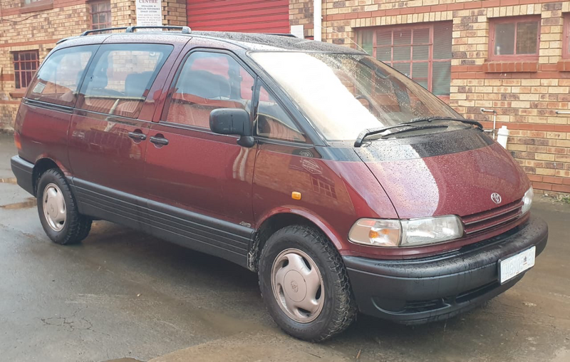 1995 Toyota Previa SUV