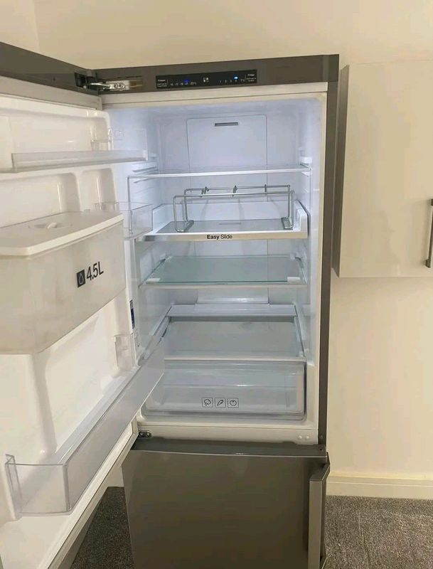 Hisense dispenser fridge freezer